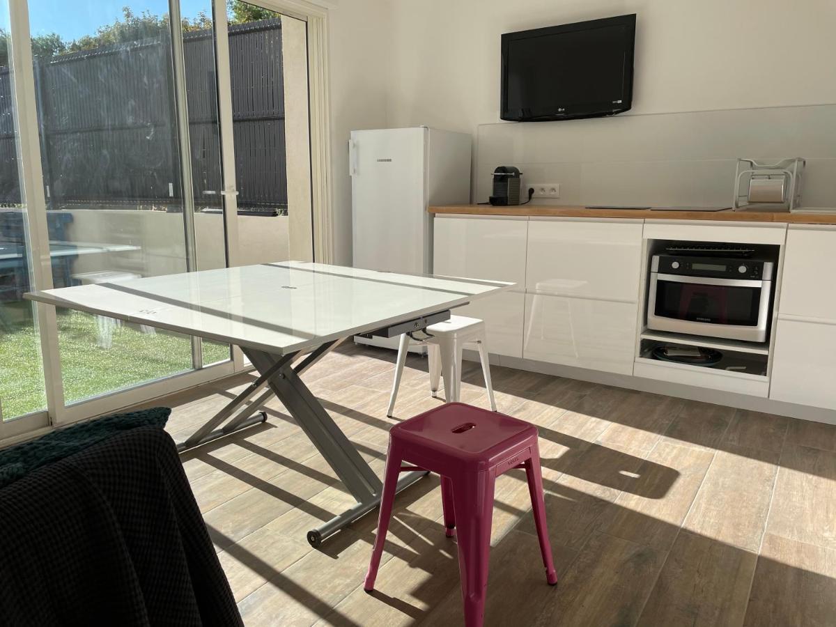 Ambiance Provence Apartment La Fare-les-Oliviers Exterior foto