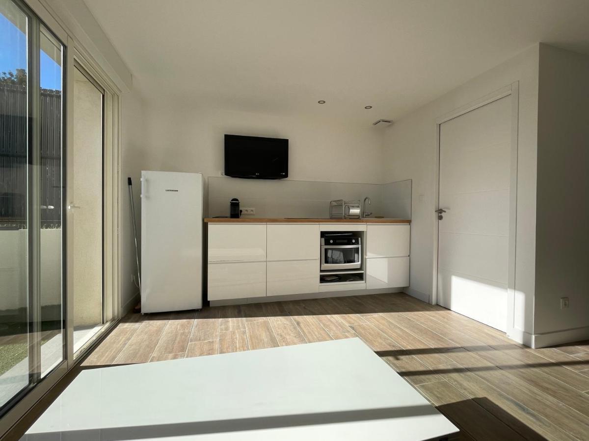 Ambiance Provence Apartment La Fare-les-Oliviers Exterior foto